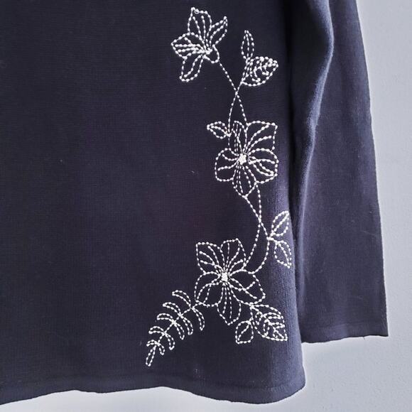 Erika Embroidered Tasseled Cowl Neck Sweater Medium - Picture 8 of 10